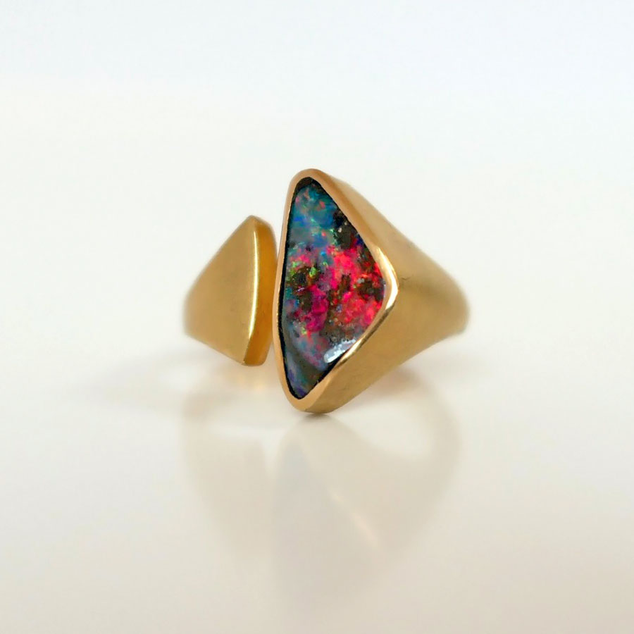 Neiseke Lehrte Ring Opal Gold Schmuck